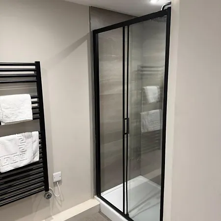 Cosy 1 Bed Centre * Leeds (West Yorkshire)